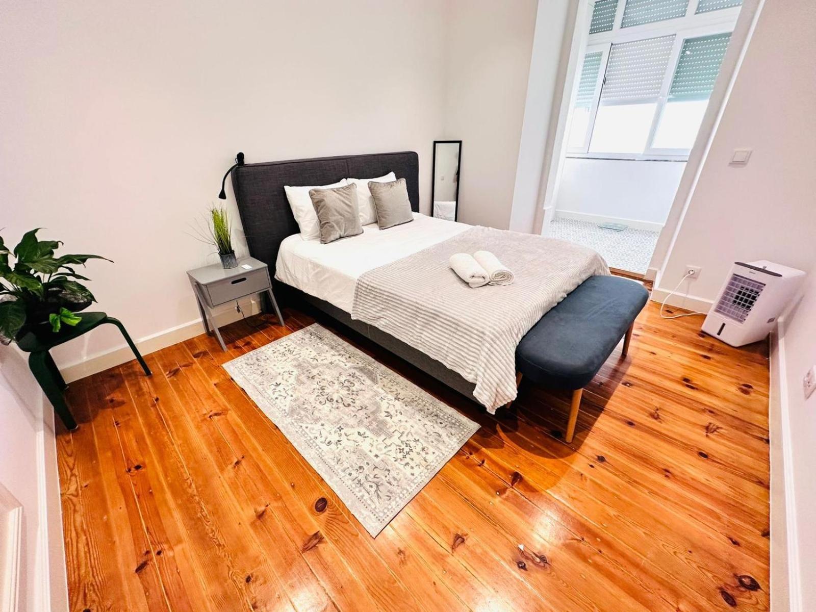 87 Center Flat Ideal For Groups And Families * Lissabon