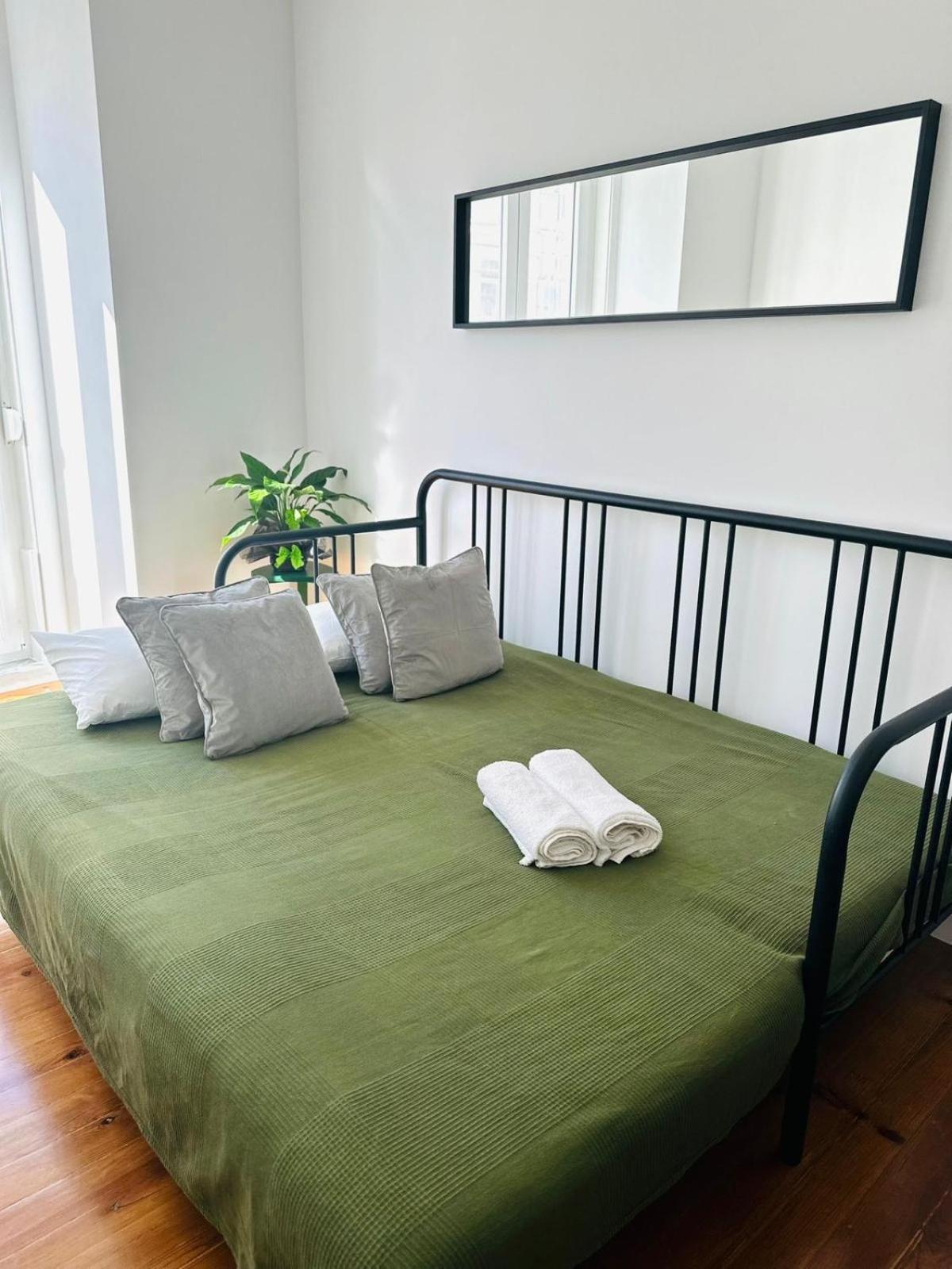 87 Center Flat Ideal For Groups And Families * Lissabon
