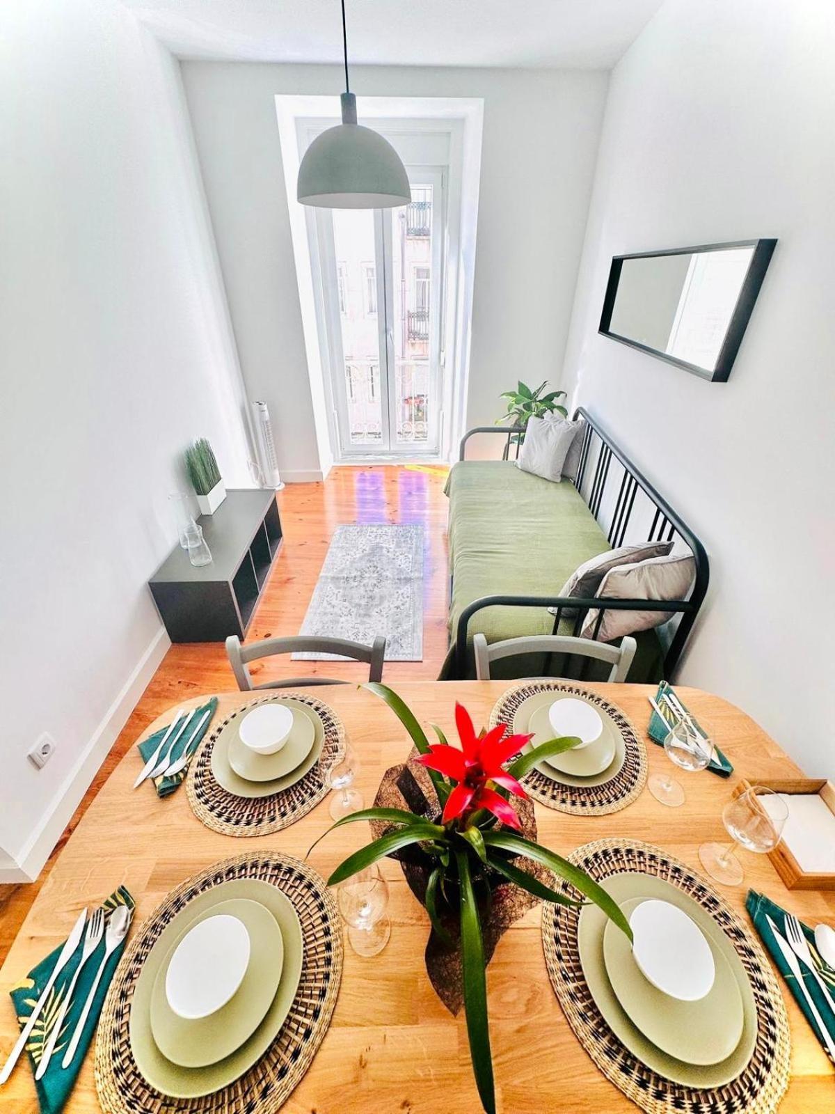 87 Center Flat Ideal For Groups And Families Lissabon