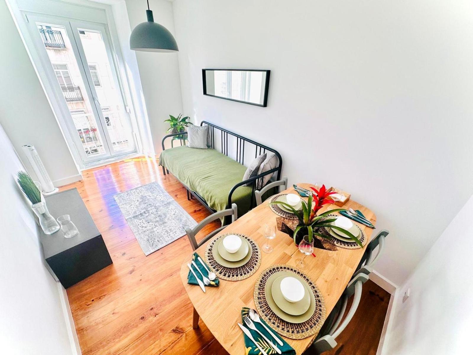 87 Center Flat Ideal For Groups And Families Lissabon